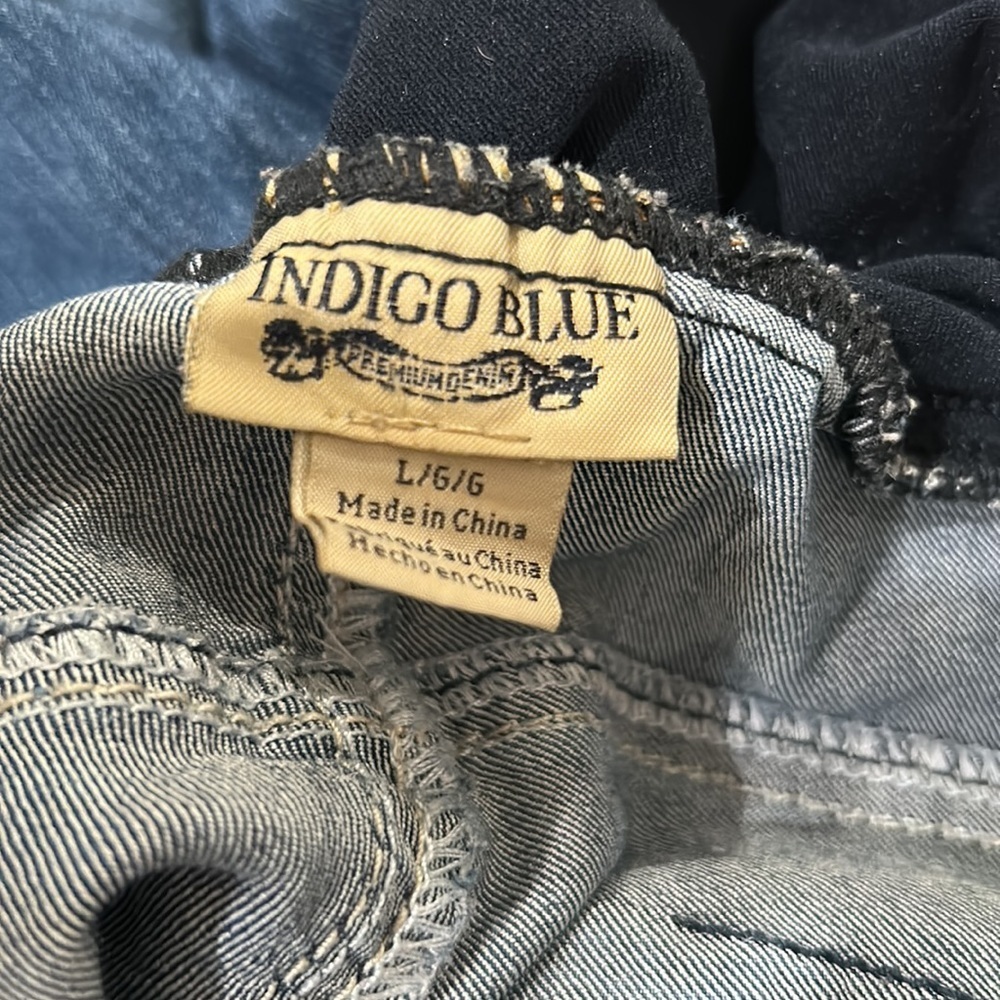 Maternity Jeans - Picture 4 of 4